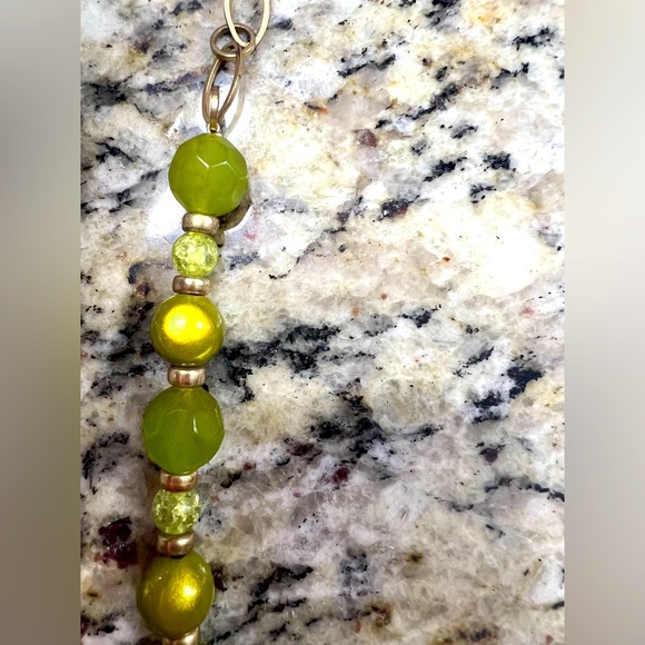 Green necklace and bracelet. - Picture 6 of 6